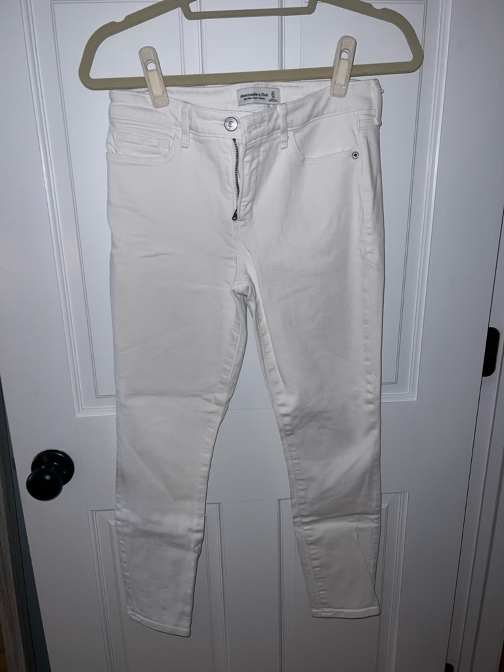 Abercrombie & Fitch Cream-White Skinny Jeans